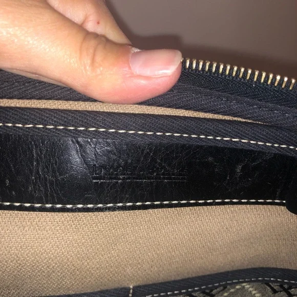 Dooney & bourke tote - Picture 15 of 16